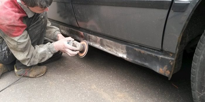 Процесс по покраске порогов автомобиля Процесс по покраске порогов автомобиля